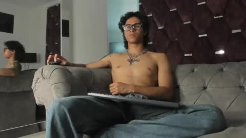 Snapshot of tonybenedetti chatting on 02/10/26, 08:13 Tony Benedetti online show from 02/10/26, 08:13