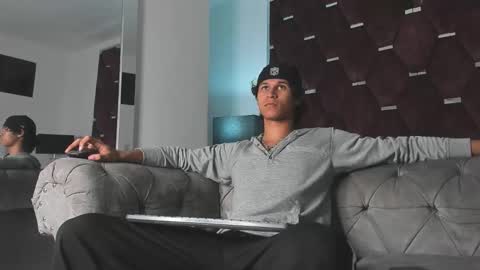 Snapshot of tonybenedetti chatting on 02/12/26, 08:04 Tony Benedetti online show from 02/12/26, 08:04