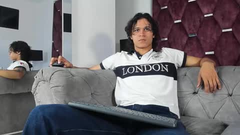 Snapshot of tonybenedetti chatting on 03/25/26, 08:04 Tony Benedetti online show from 03/25/26, 08:04