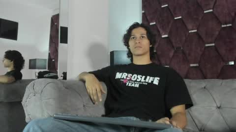 Snapshot of tonybenedetti chatting on 04/11/26, 09:30 Tony Benedetti online show from 04/11/26, 09:30