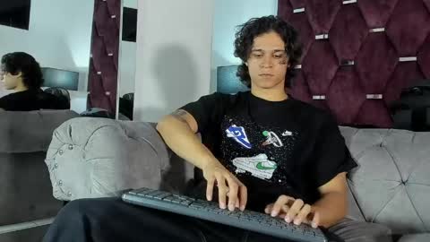 Snapshot of tonybenedetti chatting on 04/16/26, 09:04 Tony Benedetti online show from 04/16/26, 09:04