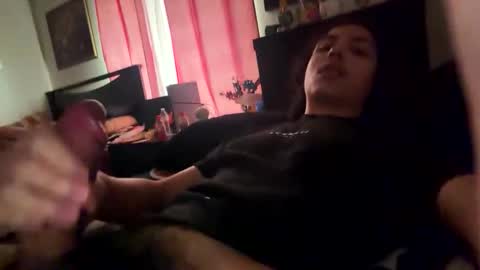 Snapshot of tonygetlit chatting on 02/17/26, 05:19 tonygetlit online show from 02/17/26, 05:19