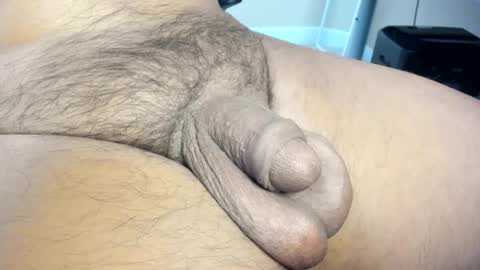 Snapshot of tonyisback2023 chatting on 10/13/25, 03:39 tonyisback2023 online show from 10/13/25, 03:39