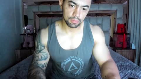 Snapshot of tonyking21 chatting on 02/25/26, 01:26 ANTONY online show from 02/25/26, 01:26