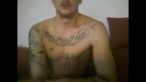 Snapshot of tonystrawberry chatting on 12/07/24, 02:09 tonystrawberry online show from 12/07/24, 02:09