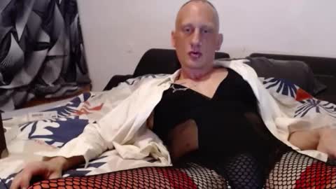 Snapshot of tonytony187 chatting on 03/08/26, 08:18 Osiris187 online show from 03/08/26, 08:18