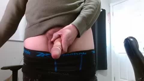 tonytonytony3001 online show from 01/08/25, 05:26