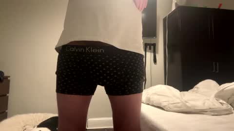 tonytonytony3001 online show from 03/08/25, 03:17