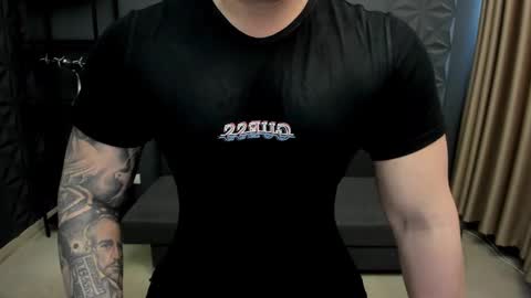 Snapshot of tonywilcoxx chatting on 01/11/25, 12:07 TonyWilcox online show from 01/11/25, 12:07