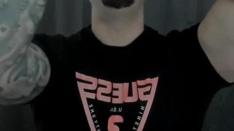 Snapshot of tonywilsonn chatting on 04/11/26, 06:51 tonywilsonn online show from 04/11/26, 06:51