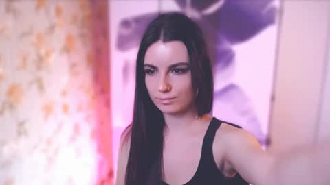 Snapshot of too_beautiful chatting on 02/25/25, 10:47 Elizabeth online show from 02/25/25, 10:47