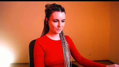 Snapshot of too_beautiful chatting on 04/07/26, 05:35 Elizabeth online show from 04/07/26, 05:35