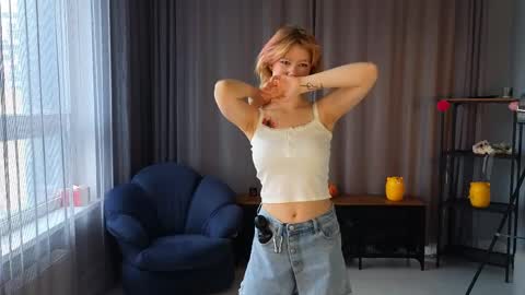 Snapshot of too_cute_blonde_girl chatting on 04/09/26, 08:20 Hey hey Im Megan Pvt open. Im very glad to see you here online show from 04/09/26, 08:20