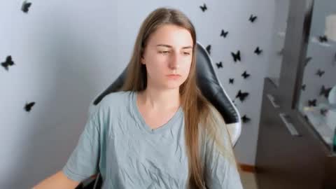 Snapshot of tooboringgirl chatting on 09/09/25, 06:40 Alisson online show from 09/09/25, 06:40