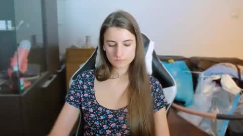 Snapshot of tooboringgirl chatting on 10/15/25, 05:02 Alisson online show from 10/15/25, 05:02