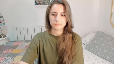 Snapshot of tooboringgirl chatting on 12/01/25, 06:24 Alisson online show from 12/01/25, 06:24