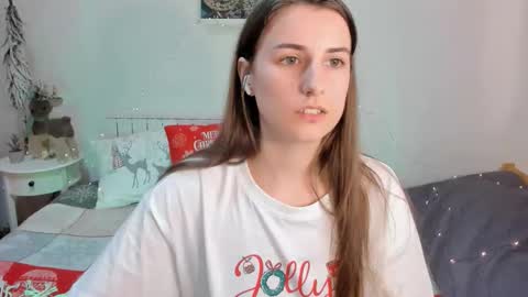 Alisson online show from 12/17/25, 04:02