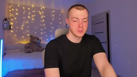 toohornyserj online show from 12/08/24, 07:54