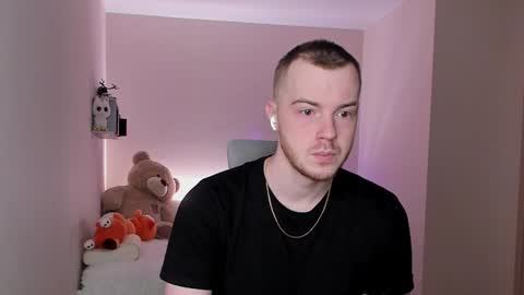 toohornyserj online show from 12/21/24, 10:51