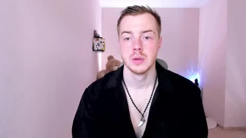 toohornyserj online show from 02/19/25, 10:09