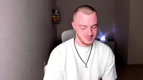 toohornyserj online show from 10/04/25, 08:51