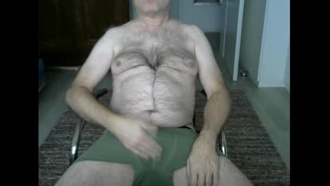 Snapshot of tooohard chatting on 12/02/24, 08:41 Alex online show from 12/02/24, 08:41