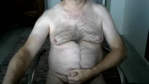 Snapshot of tooohard chatting on 09/24/25, 01:03 Alex online show from 09/24/25, 01:03