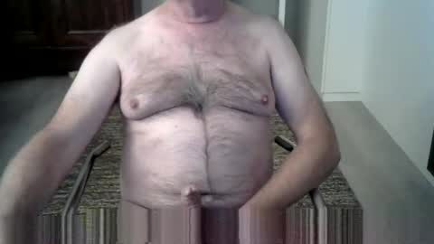 Snapshot of tooohard chatting on 10/07/25, 04:59 Alex online show from 10/07/25, 04:59