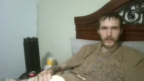 Snapshot of tootall803 chatting on 04/01/26, 01:39 TooTall803 online show from 04/01/26, 01:39