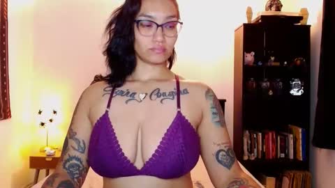 Snapshot of toothyy chatting on 01/04/25, 11:27 toothyy online show from 01/04/25, 11:27