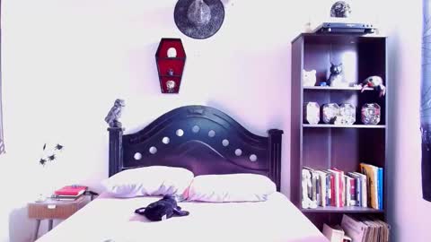 Snapshot of toothyy chatting on 01/19/25, 02:59 toothyy online show from 01/19/25, 02:59