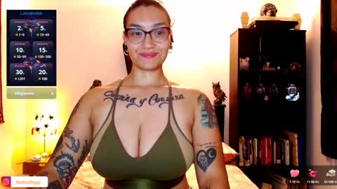 Snapshot of toothyy chatting on 01/30/25, 01:11 toothyy online show from 01/30/25, 01:11