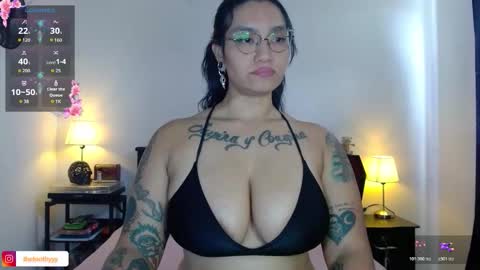 Snapshot of toothyy chatting on 11/01/25, 04:42 toothyy online show from 11/01/25, 04:42