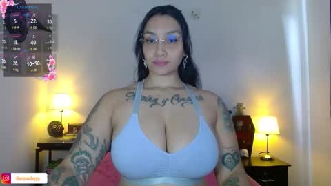 Snapshot of toothyy chatting on 11/15/25, 07:21 toothyy online show from 11/15/25, 07:21