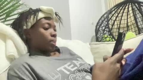 tootie03 online show from 11/16/25, 05:29