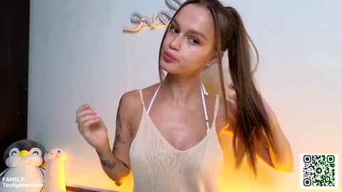 Kira online show from 01/10/25, 05:26