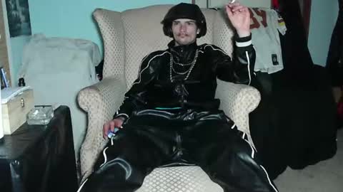 Snapshot of topdogintraining93 chatting on 02/21/26, 10:27 SagMeOreduceMe online show from 02/21/26, 10:27