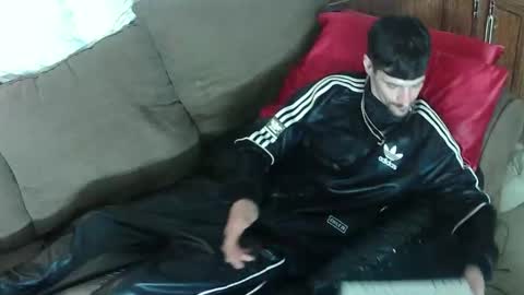 Snapshot of topdogintraining93 chatting on 03/24/26, 10:48 SagMeOreduceMe online show from 03/24/26, 10:48