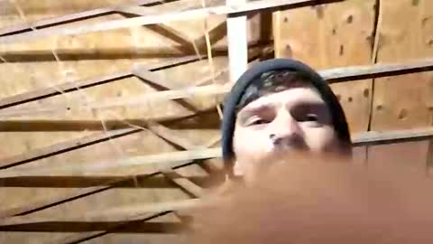 Snapshot of topdogintraining93 chatting on 04/23/26, 08:46 SagMeOreduceMe online show from 04/23/26, 08:46