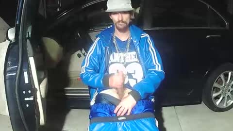 Snapshot of topdogintraining93 chatting on 04/25/26, 11:13 SagMeOreduceMe online show from 04/25/26, 11:13