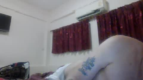 Snapshot of topfoxs30 chatting on 12/13/24, 01:22 topfoxs30 online show from 12/13/24, 01:22