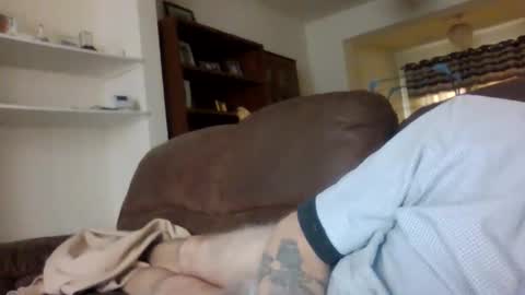 Snapshot of topfoxs30 chatting on 02/14/25, 03:47 topfoxs30 online show from 02/14/25, 03:47