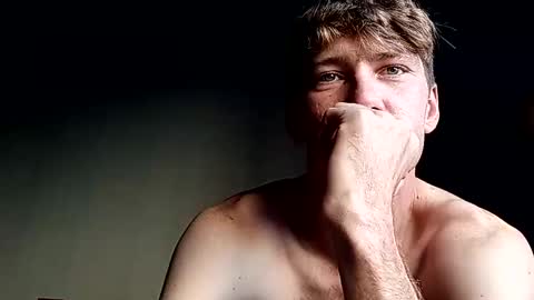 Snapshot of toptiptakestip chatting on 10/04/25, 12:30 toptiptakestip online show from 10/04/25, 12:30