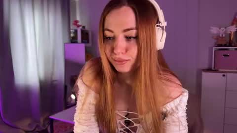 Lina  Next stream January 4  11am UTC 0 online show from 02/13/26, 07:59