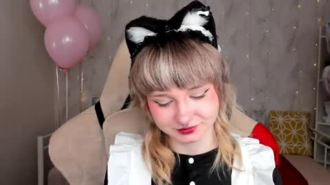 Snapshot of tori_cutie chatting on 04/04/26, 12:09 Tori online show from 04/04/26, 12:09