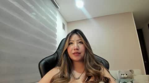 Victoria Gomez online show from 05/10/26, 06:07