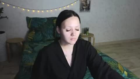 Snapshot of tori_sweet_tori chatting on 06/22/26, 02:35 Tori online show from 06/22/26, 02:35