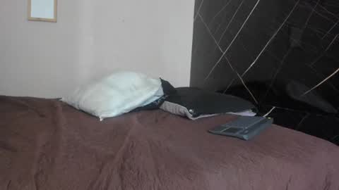 Tori and Mad online show from 12/02/24, 07:38