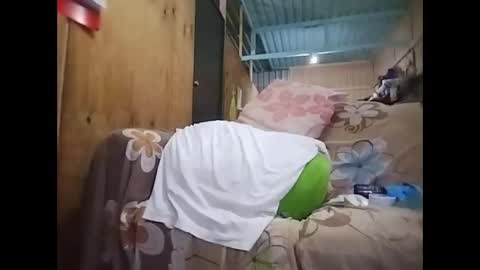 Snapshot of torito10 chatting on 04/15/26, 01:56 tony hot online show from 04/15/26, 01:56