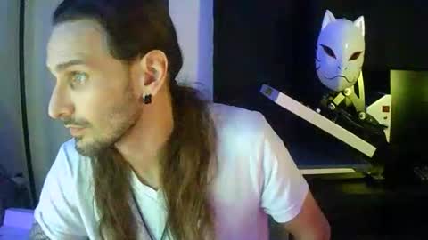 Tornado2156 online show from 02/18/26, 04:03